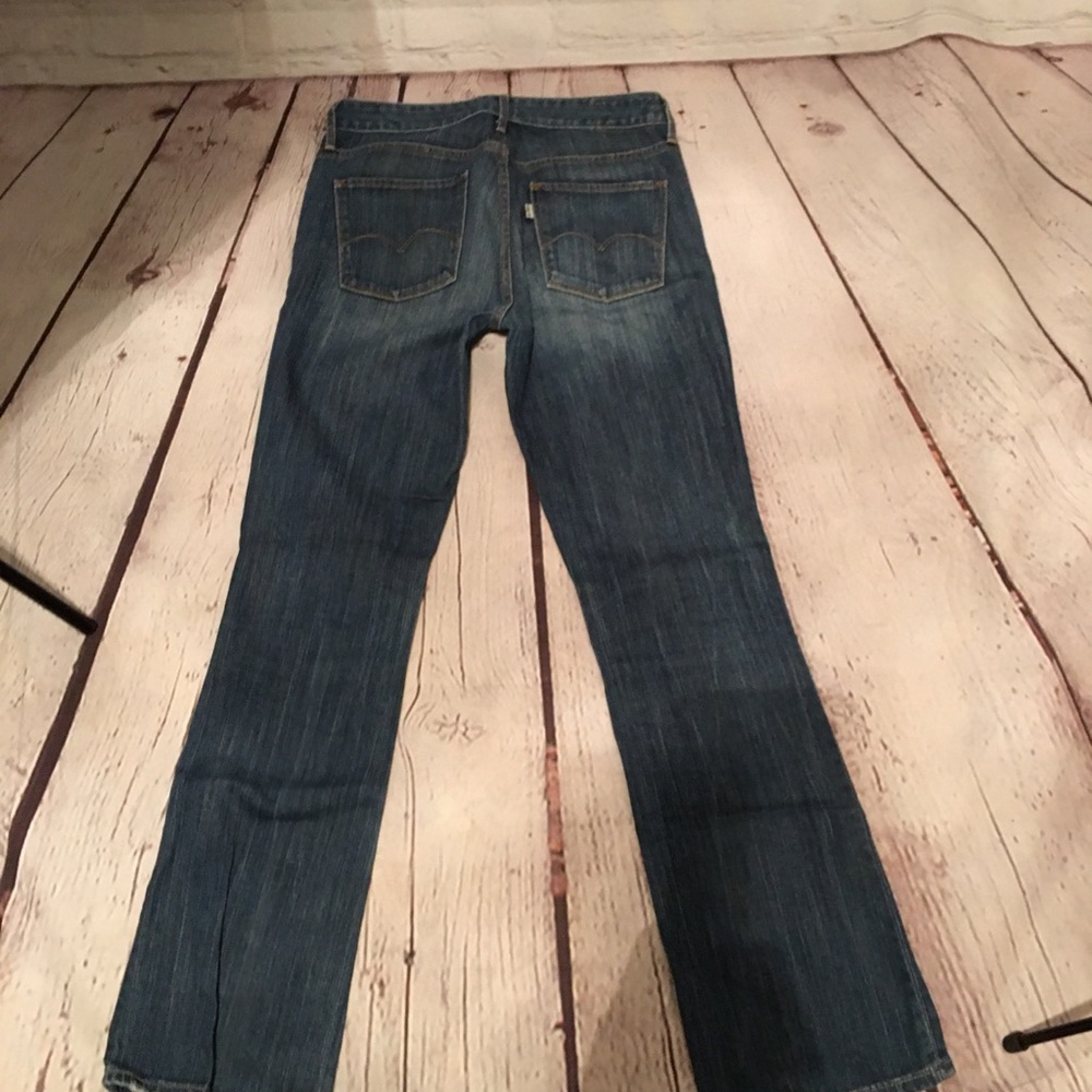 Levi’s - Picture 2 of 7